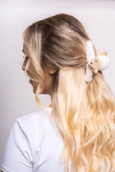 Cleste Cu Blanita Alba Si Ursulet